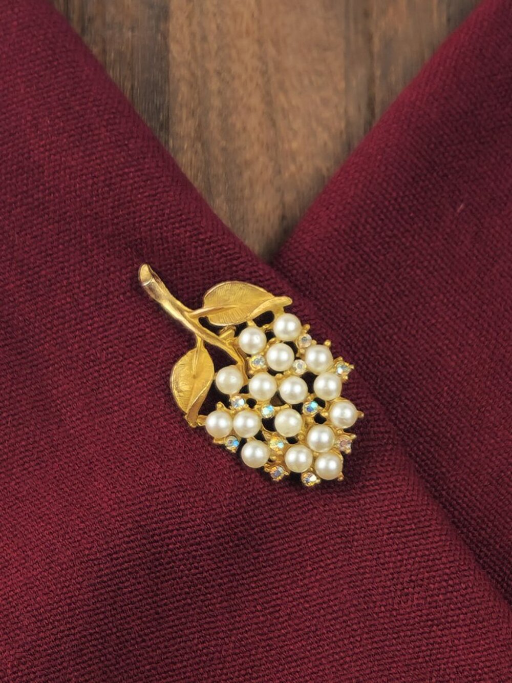Gold Tone Brooch Faux Pearls & Iridescent Rhinestones in Grape Cluster, Vintage